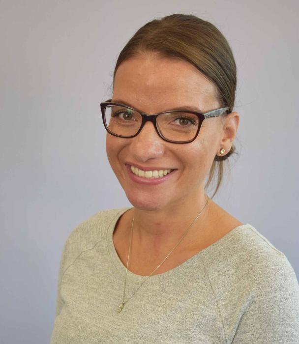 Loni Kearney head shot